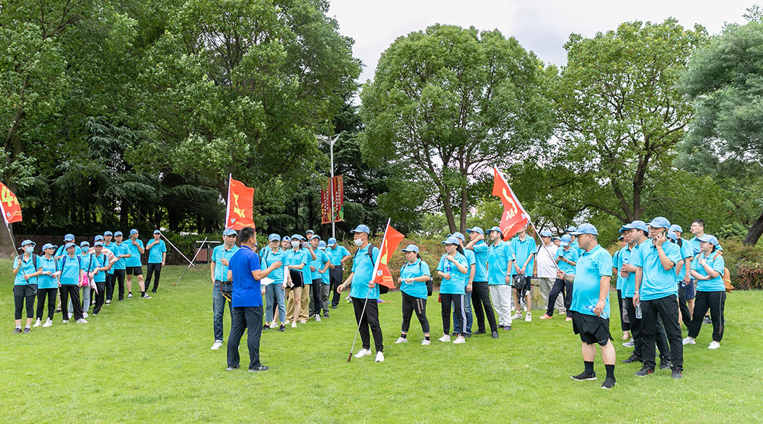 توززت أنشطة بناء الفريق في شنغهاي.